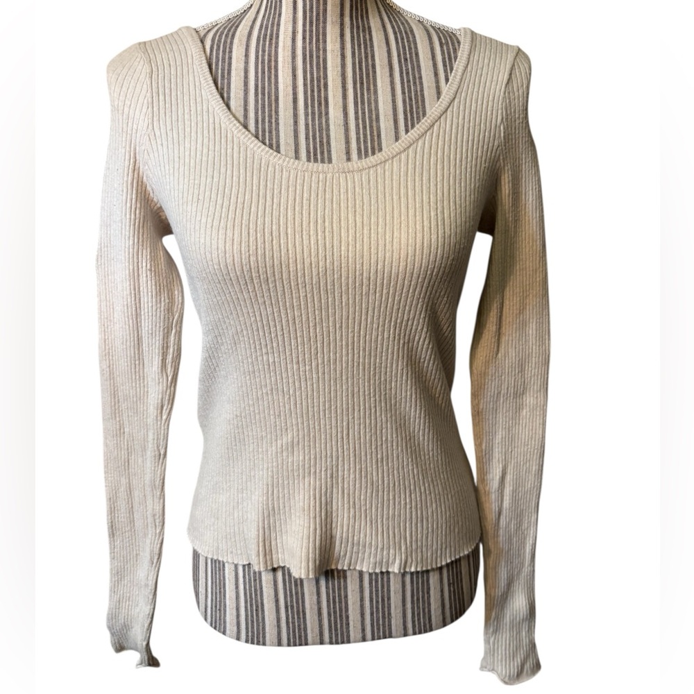 Universal Thread Top Medium Light Beige Cream Ribbed Scoop-Neck Long Sleeve Skim